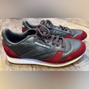 Reebok men’s size 10.5 retro style red and black sneakers